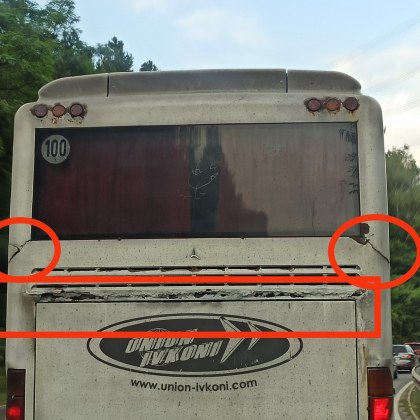 Автобус в окаяно състояние шокира шофьорка от София на пътя По
