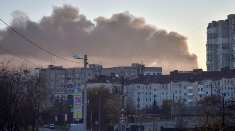Експлозии в Украйна, обявиха въздушна тревога