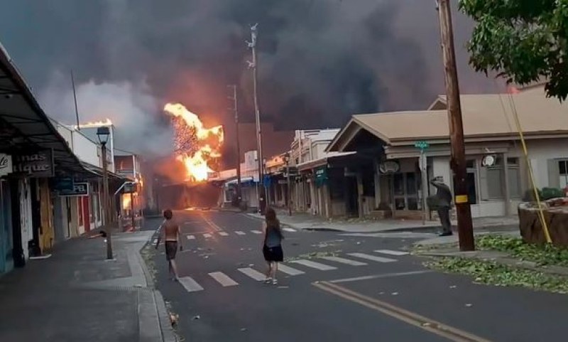 Увеличава се броят на жертвите от пожарите на остров Мауи