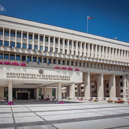 Двама от задържаните български граждани във Великобритания са били членове на СИК