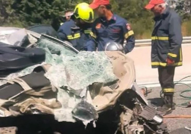 Трагедия! Шофьор на български камион уби родители, дете се бори за живота си