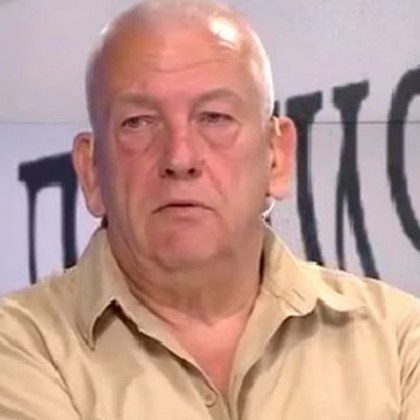 Петров е бил непрекъснато в полезрението и мишена на някои хора