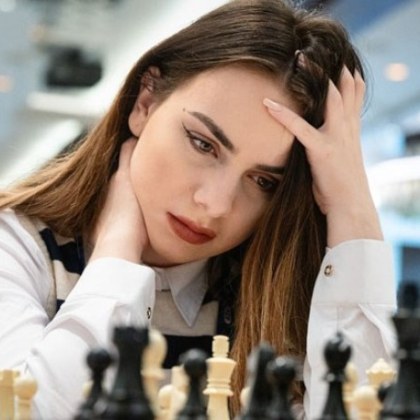 Звездата в българския шахмат Нургюл Салимова завърши реми в първата