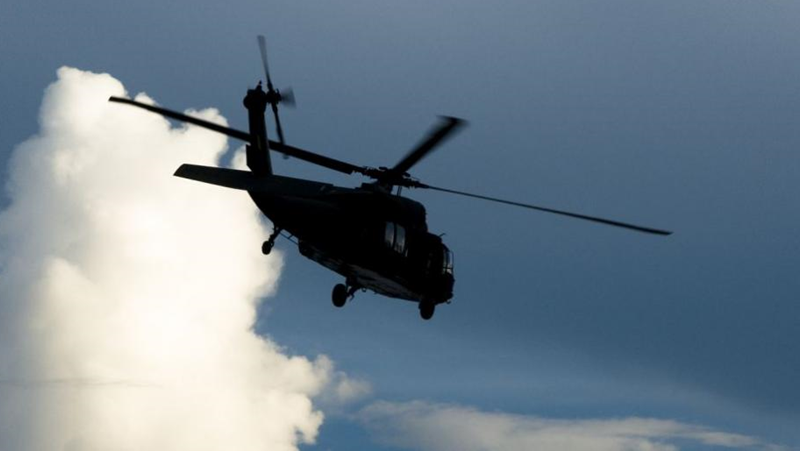 Втори военен хеликоптер се включва в гасенето на пожара край Кубадин