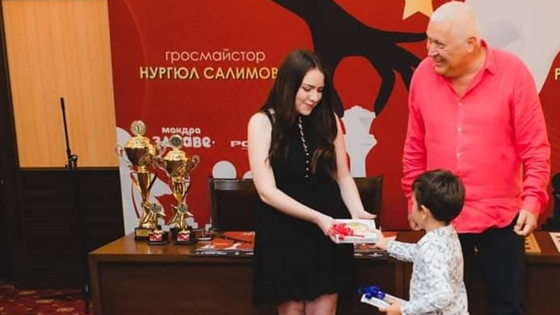 Бизнесменът Васил Антов: Ще наградя Нургюл Салимова с 10 000 лв.