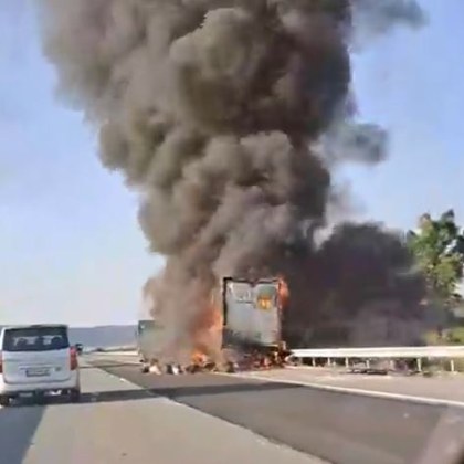 Камион се запали на АМ Струма тази сутрин Инцидентът се