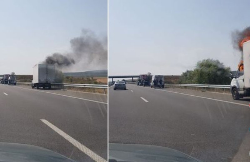 Бус е запали на 