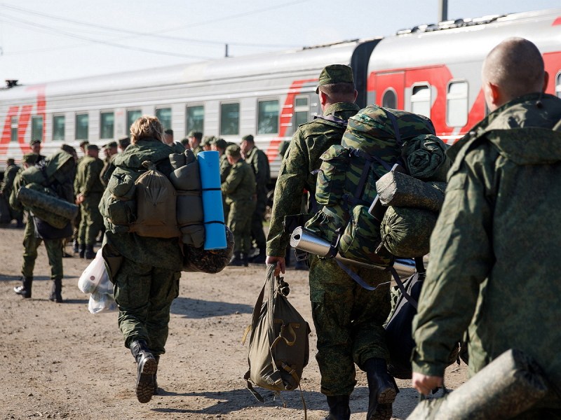 Руските власти искат да привлекат повече мигранти, които да изпратят