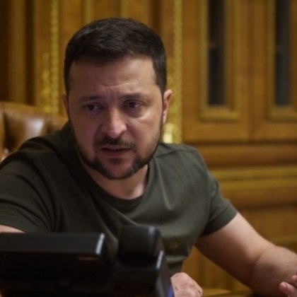 Зеленски одобри оставката на министъра на отбраната