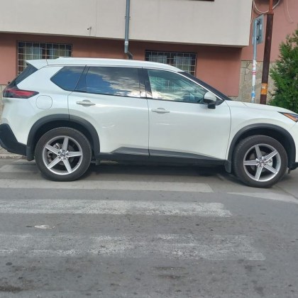 Страхотно паркиране Така асеновградчанин определи  с обичайната доза ирония
