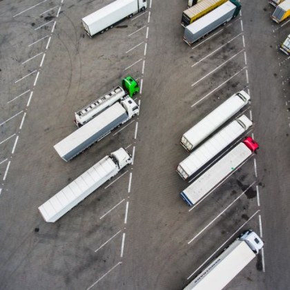 Създават мрежа от буферни паркинги във вътрешността на страната Това