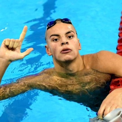 Петър Мицин завоюва сребърен медал във финала на 200 метра