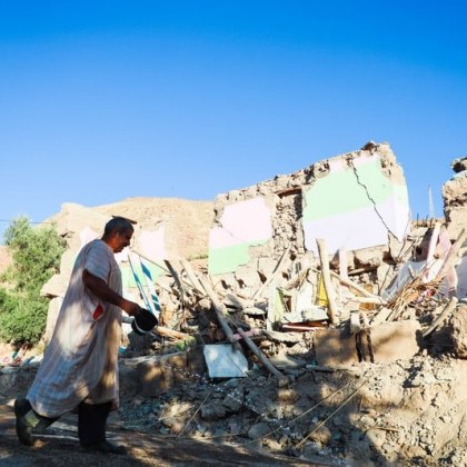 Броят на жертвите на земетресението в Мароко достигна 2681 а пострадалите