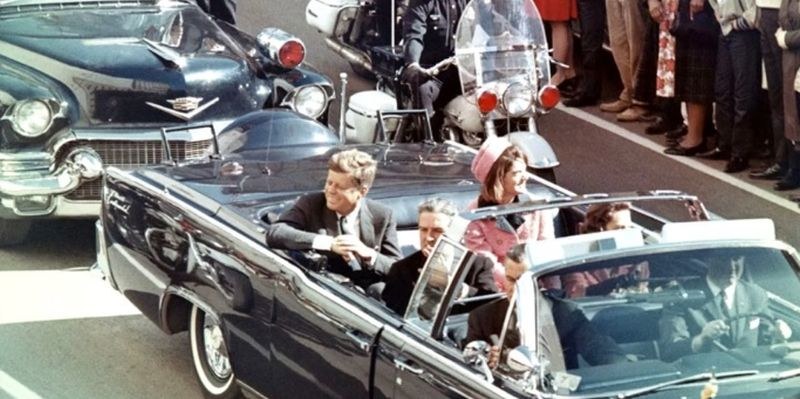 Пази тайната 60 г. Агент от тайните служби обясни какво не е наред с убийството на Кенеди