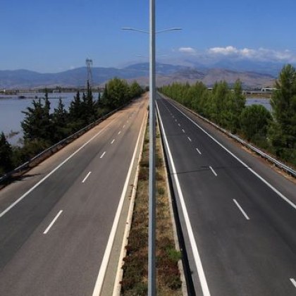 Отвориха за движение националната магистрала Атина Солун която беше затворена поради