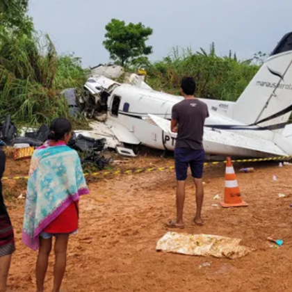 Най малко 14 са жертвите на самолетна катастрофа в северния бразилски щат