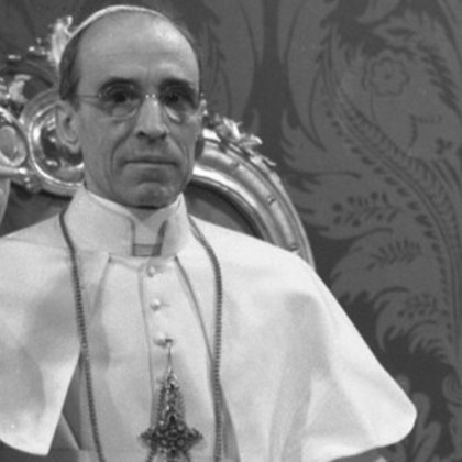 Ватиканският архивист Джовани Коко е открил кореспонденция между секретаря на Пий
