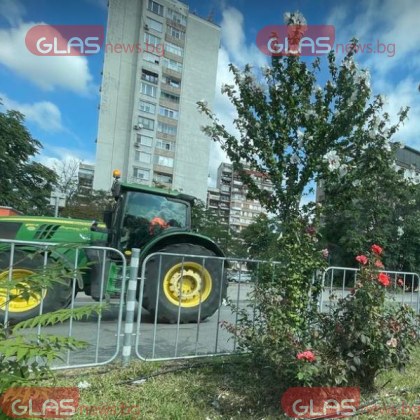 Зърнопроизводители преминаха през Пловдив и затвориха ключови кръстовища Около 12