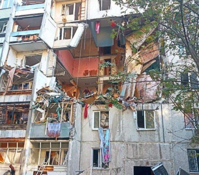 Загинали и евакуирани след експлозия в жилищна сграда до Москва ВИДЕО