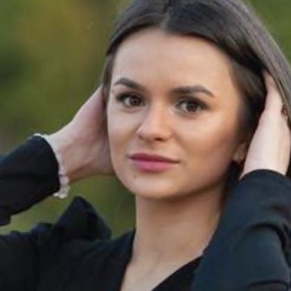 Награждаваната козметичка Ваня Николаева Габерова от България е сред петимата