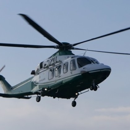 Хеликоптерът който в петък изчезна край Гърмен и този който