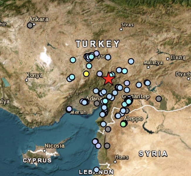 Земетресение с магнитуд 4,5 разклати Турция