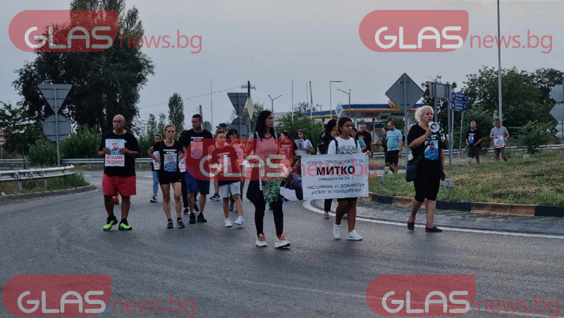 Жители на Цалапица блокираха отново пътя Пловдив-Пазарджик до кръговото на
