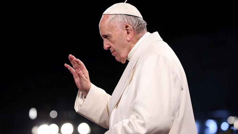 Папа Франциск нарече украинския народ мъченически и допълни, че търговците