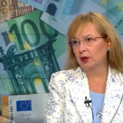 Кабинетът Денков Габриел подготвя законово въвеждане на еврото в България от