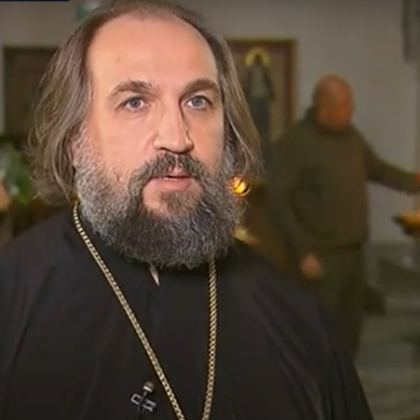 Българските свещеници назначени от българския патриарх Неофит в руската църква