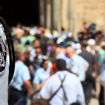 Израелската служба за контраразузнаване Шин Бет съобщи че е осуетила