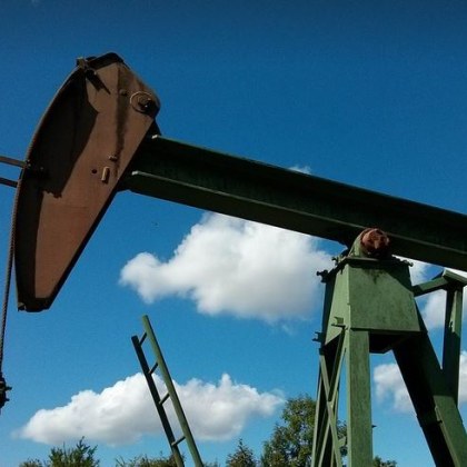 България ще ползва руски петрол още 12 месеца а след