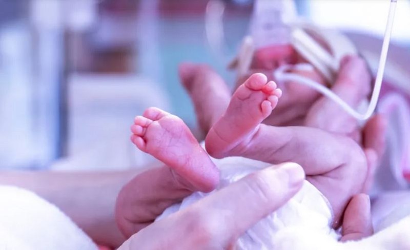 Невероятно! Жена в мозъчна смърт роди здраво бебе