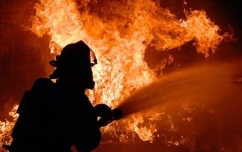 Избухна голям пожар в Бургас