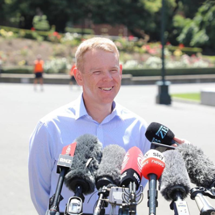 Премиерът на Нова Зеландия Крис Хипкинс е дал положителна проба
