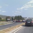 Протестиращи блокираха и Подбалканския път