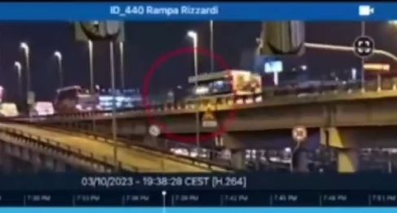 ВИДЕО показа момента на катастрофата с автобус, отнела 21 живота