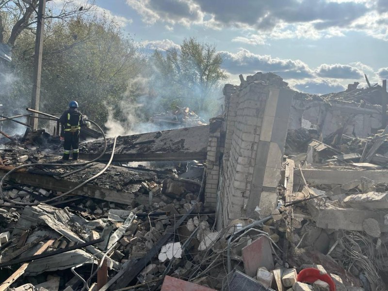 48 души загинаха при ракетен удар в Украйна