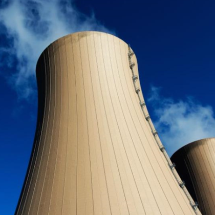 Единствената словенска атомна електроцентрала започна превантивно спиране поради теч в защитната сграда