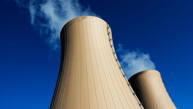 Единствената словенска атомна електроцентрала започна превантивно спиране поради теч в защитната сграда