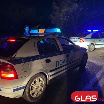 Сблъскаха се коли край Пловдив, пострада млад мъж
