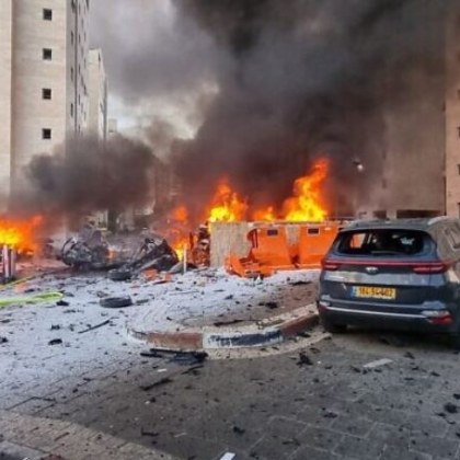 Най малко 40 души бяха убити а стотици ранени в Израел