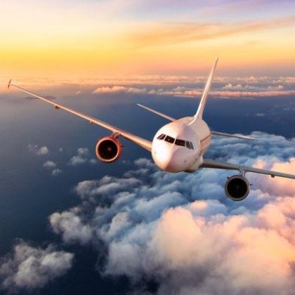 Десетки международни полети са анулирани към заради ескалацията на конфликта