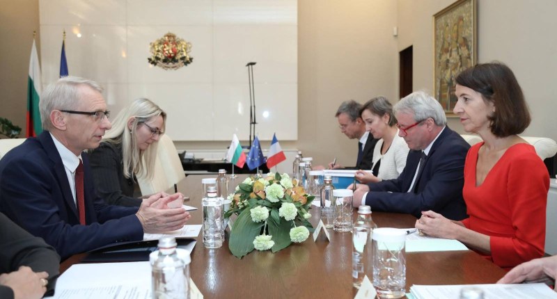 България и Франция проучват възможности за сътрудничество в енергетиката и отбраната