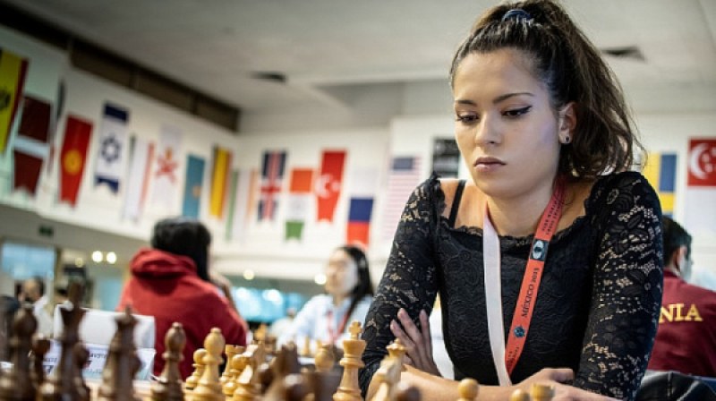Белослава Кръстева и Антоанета Стефанова повеждат България на европейското по шах