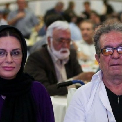 Един от най известните ирански филмови режисьори Дариюш Мехрджуи и съпругата
