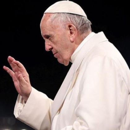 Папа Франциск днес призова за хуманитарни коридори които да помогнат