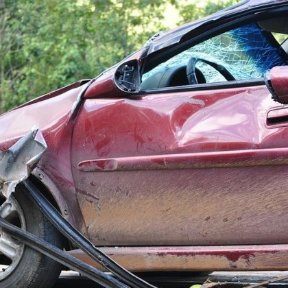 Дрогиран шофьор предизвика верижна катастрофа в Хасково съобщиха от полицията На