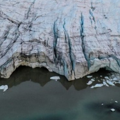 Гренландия и нейната многокилометрова ледена покривка са най важните за изменението