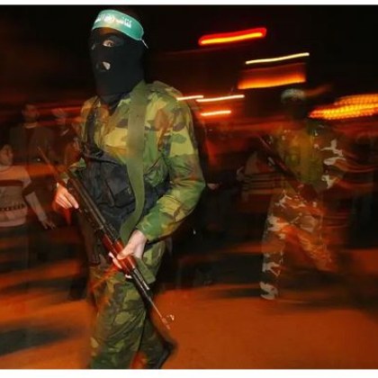 Бойците от призната палестинската организация Хамас които извършиха изненадващо нападение